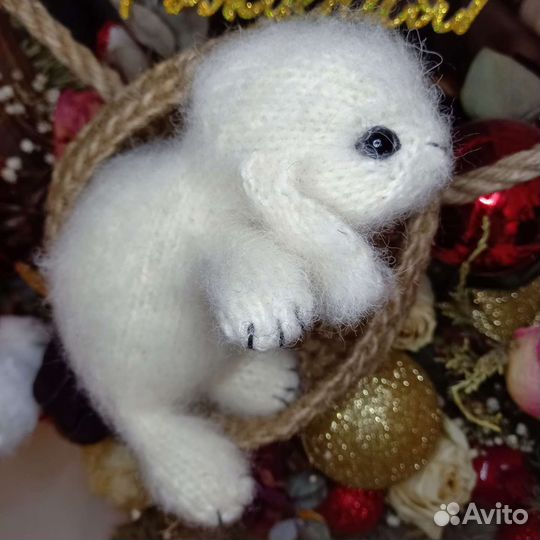 Заяц / кролик в корзинке ручная работа