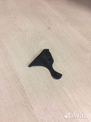 Kia Rio Рио накладка угловая правая сиденья перед