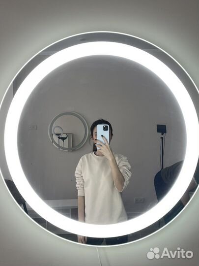 Зеркало с подсветкой