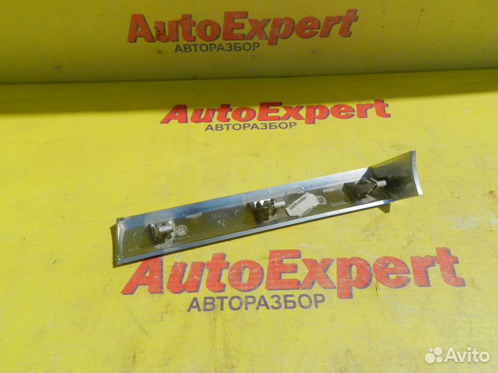 Накладка торпедо декоративная левая BMW X5 E70