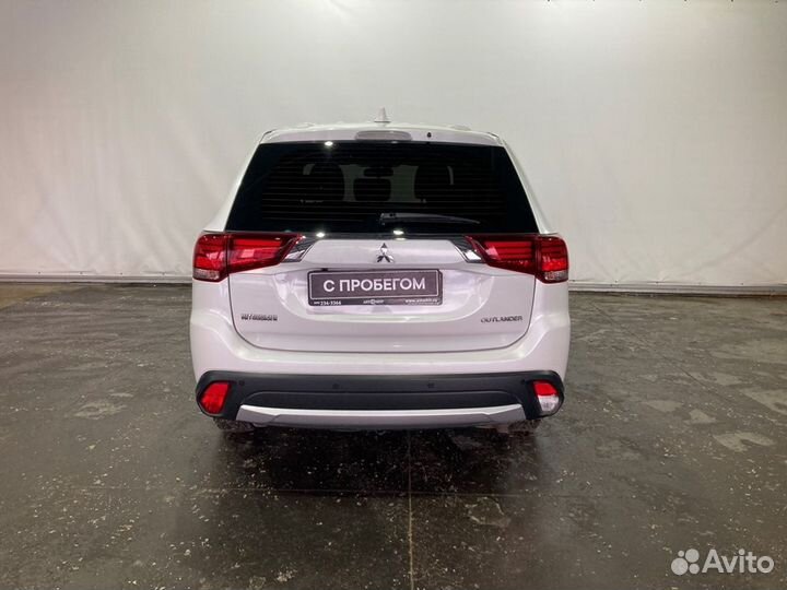 Mitsubishi Outlander 2.0 CVT, 2017, 167 010 км