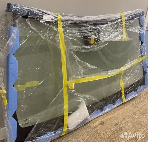 Лобовое стекло