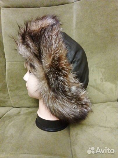 Шапка как у Аллы Пугачёвой. Отторочка - енот Осно