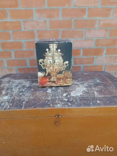 Самовар электрический новый.в упаковке