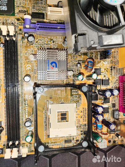 Материнская плата gigabyte