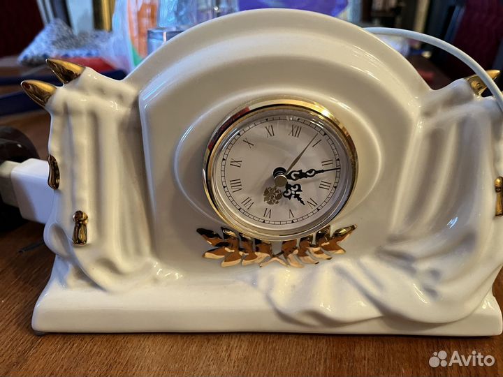 Настольные часы