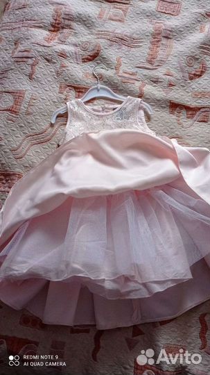 Нарядное платье