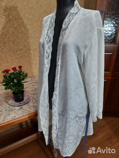 Шелковый халат 44