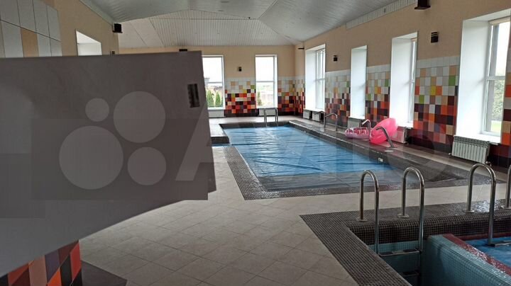 Дом 650 м² на участке 80 сот.