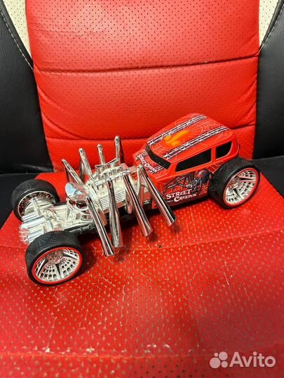 Машинка паук Hotweels