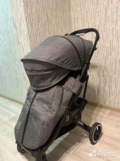 Прогулочная коляска Dearest 818