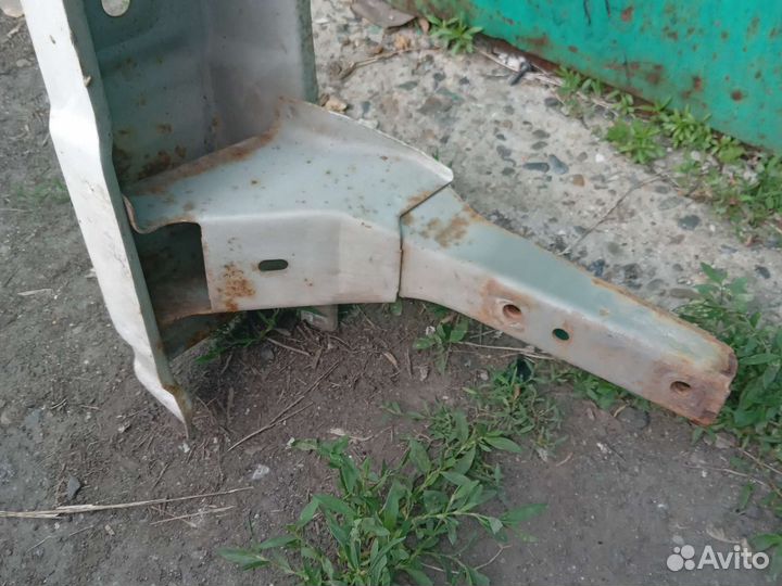 Усилитель заднего бампера Nissan cefiro PA32