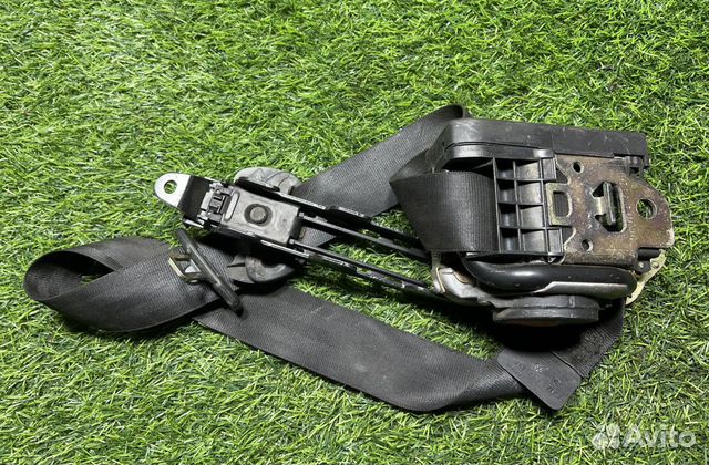 Ремень безопасности Volkswagen Passat (B5) V