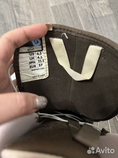 Женские ботинки для сноуборда Burton