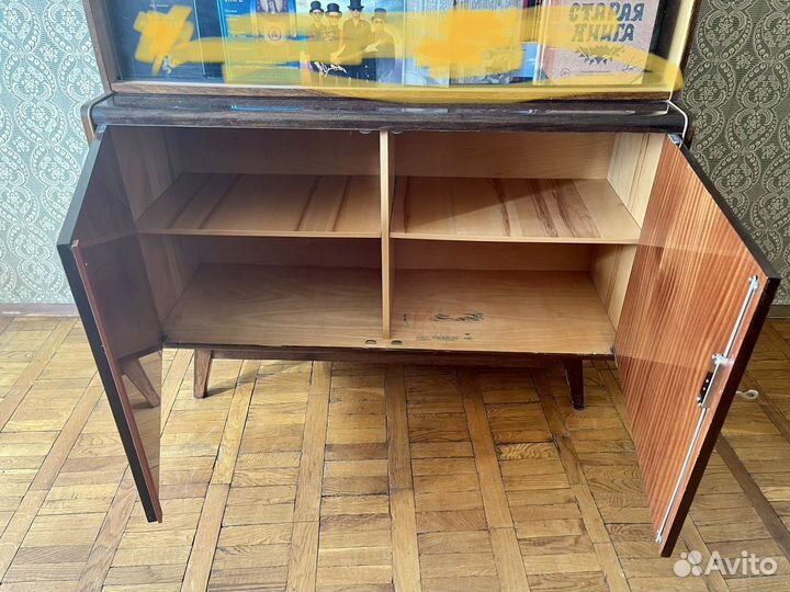Винтажная мебель фабрики Лишов Итона Собеслав
