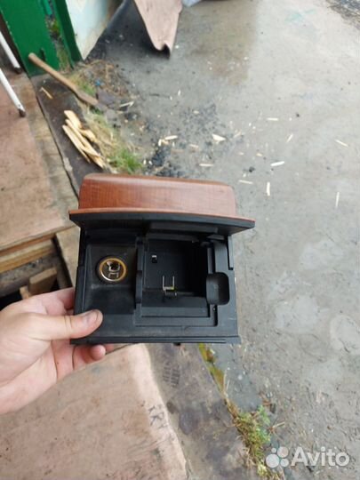 Пепельница Nissan teana