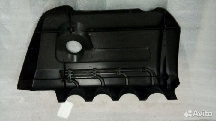 Накладка двигателя на Daewoo Sens