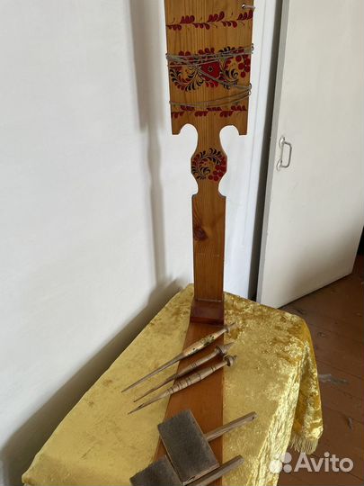 Прялка деревянная, веретено, чески ддя шерсти