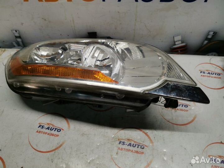 Фара галогеновая передняя правая Ford Kuga 1 2.0