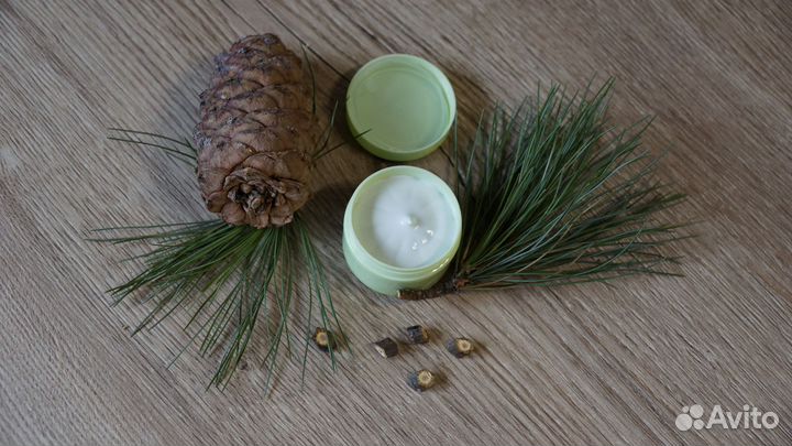 Крем для ног с кедровой живицей и мочевиной