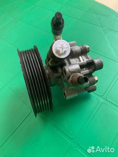 Продам насос гура (гидроуселитель) lexus RX 350