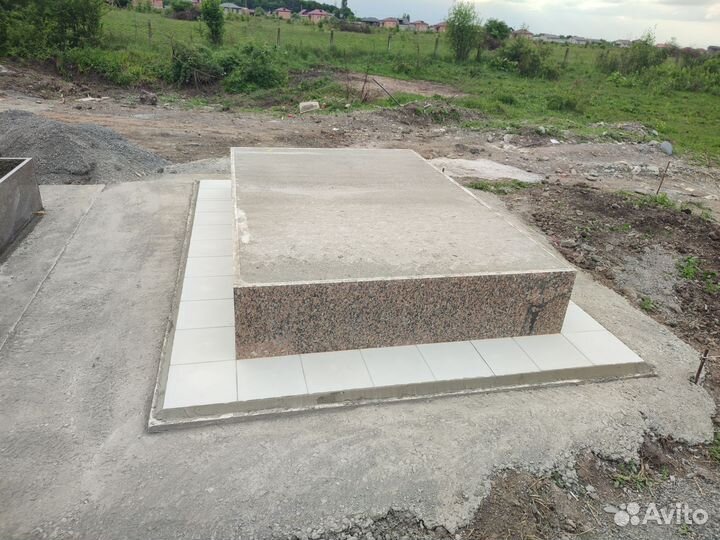 Работы на кладбище