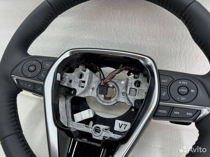 Руль на toyota camry 70/75