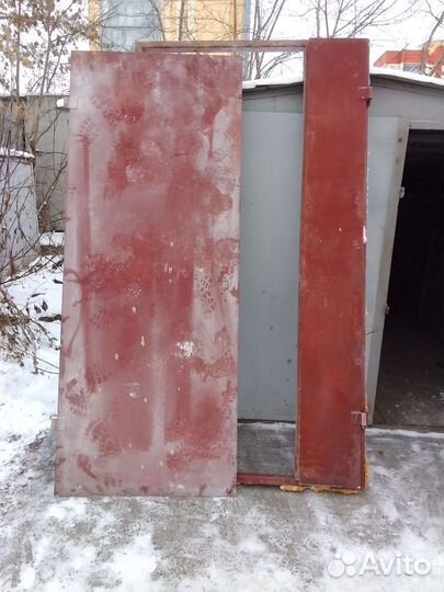 Дверь входная металлическая