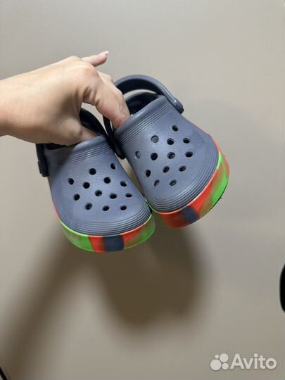 Crocs c10/27