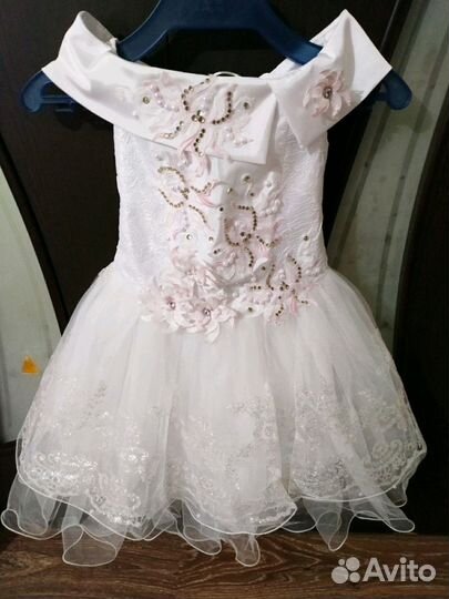 Красивое платье для девочки