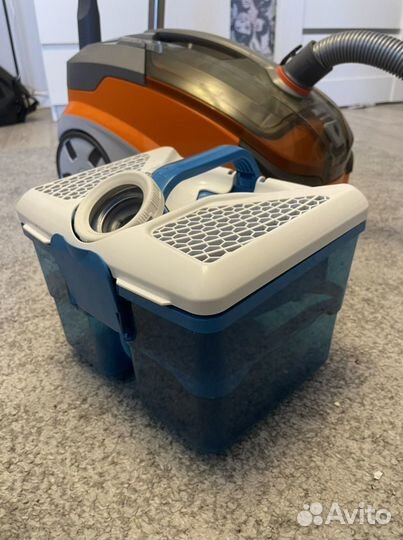 Пылесос моющий Thomas Pet & Family