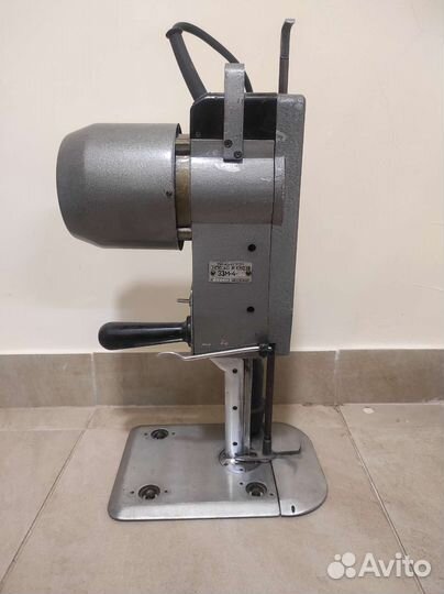 Сабельный раскройный нож