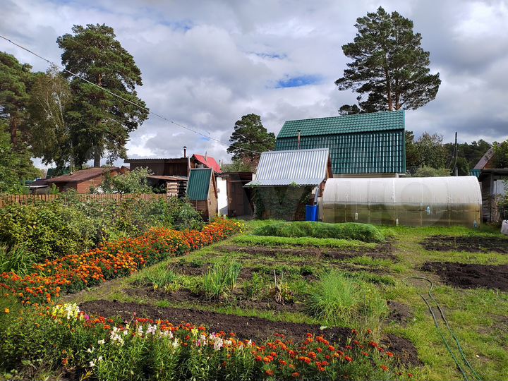 Дача 43 м² на участке 4,3 сот.