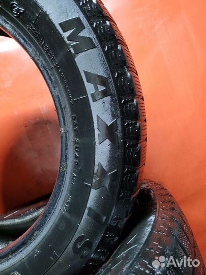 Maxxis ArcticTrekker NS3 215/60 R16 98T