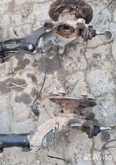 Поворотные кулаки со ступицами Форд транзит тт9