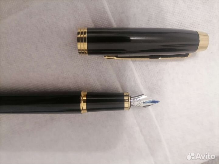 Перьевая ручка parker