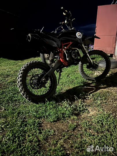 Питбайк Irbis TTR 125