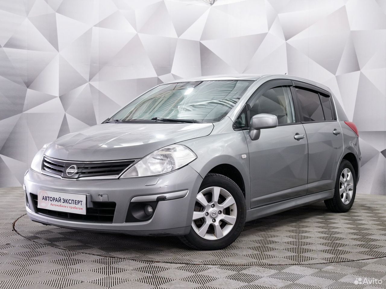 Nissan Tiida 1.6 AT, 2011, 180 000 км