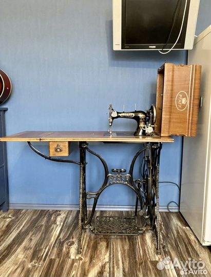 Швейная машинка Pfaff станина 1900 г
