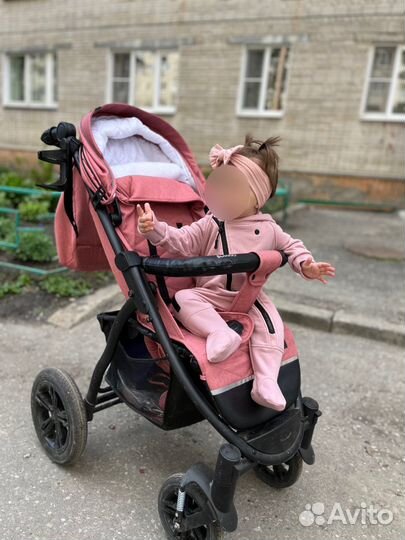 Прогулочная коляска bubago cross