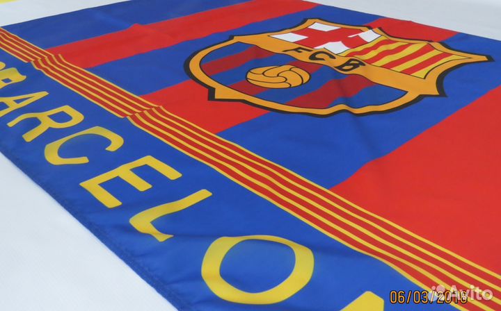 Флаги, свитеры, футболки, платки, банданы, шарфы