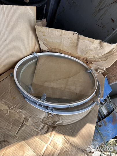 Стекло иллюминатора