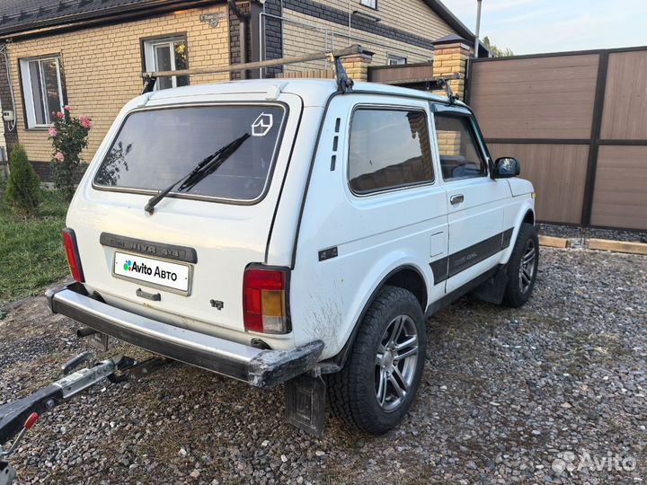 LADA 4x4 (Нива) 1.7 МТ, 2002, 128 000 км