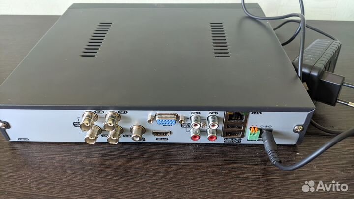 Комплект видеонаблюдения (Регистратор + 2 камеры)