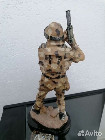 Статуэтка, фигурка Солдат, воин