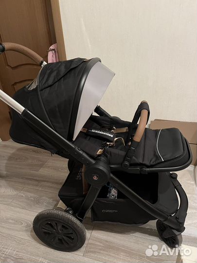 Коляска 3 в 1 Happy Baby Mommer PRO