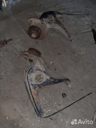Рычаги задние правый левый w123 мерседес 123