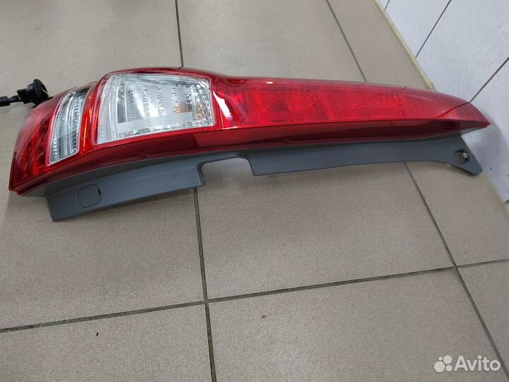 Фонарь задний левый оригинал Honda CR-V 3