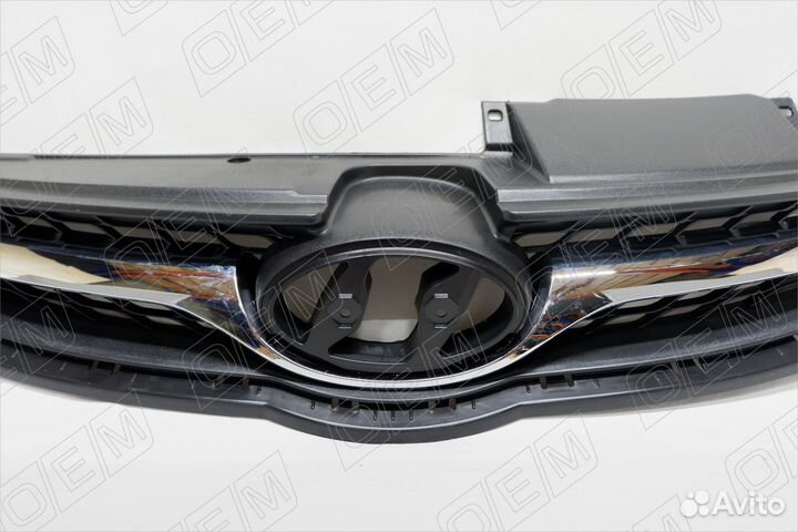 Решетка радиатора Hyundai Elantra 2011-2013