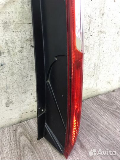 Фонарь задний правый Ford Focus 2 хетчбэк 5-ти дв